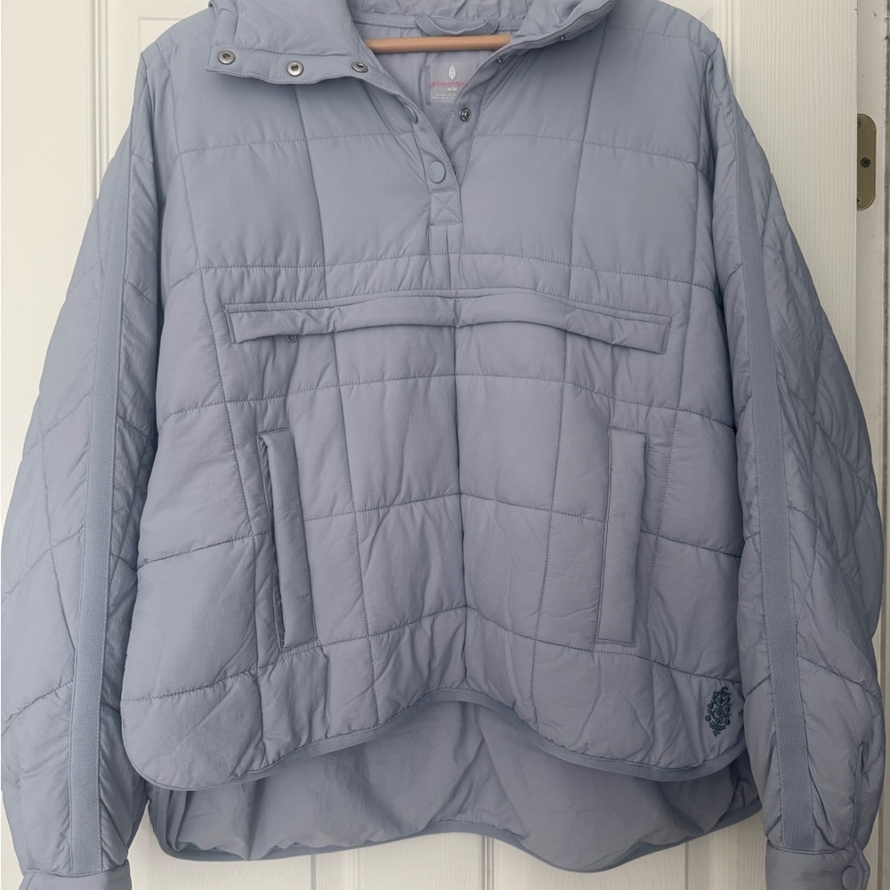 Free People Movement; Pippa Packable Pullover Puffer-Gray Pullover Jacket.